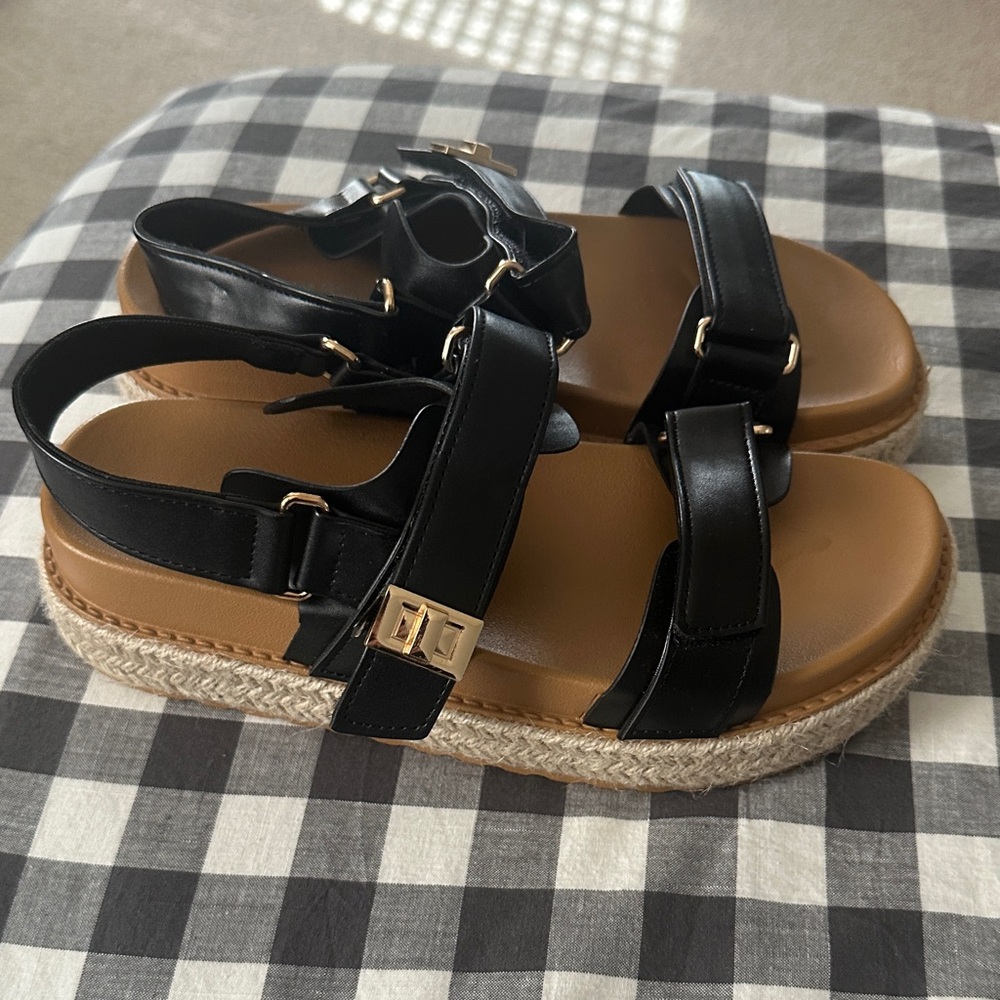 Streetwear Society Black and Tan Espadrille Sandals
